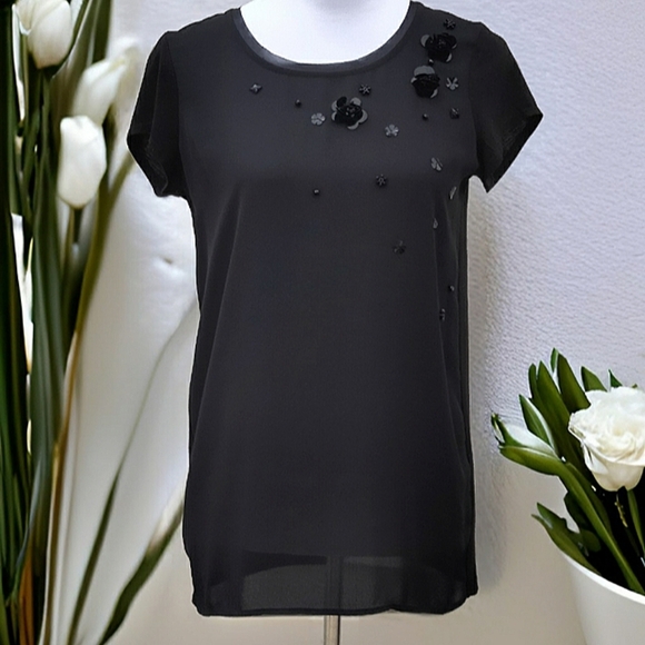 NWOT Simply Vera Vera Wang Black Short Sleeve Scoop Neck Tunic w/Flower Detai… - Picture 1 of 8